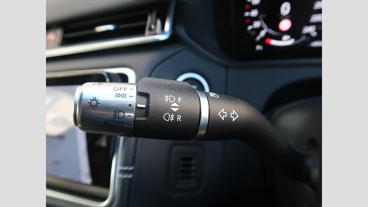 2021 認定中古車 Land Rover Range Rover Velar ユーロンホワイト D200 AWD（オートマチック） MHEV R-DYNAMIC S