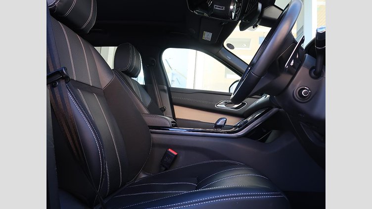 2021 認定中古車 Land Rover Range Rover Velar ユーロンホワイト D200 AWD（オートマチック） MHEV R-DYNAMIC S