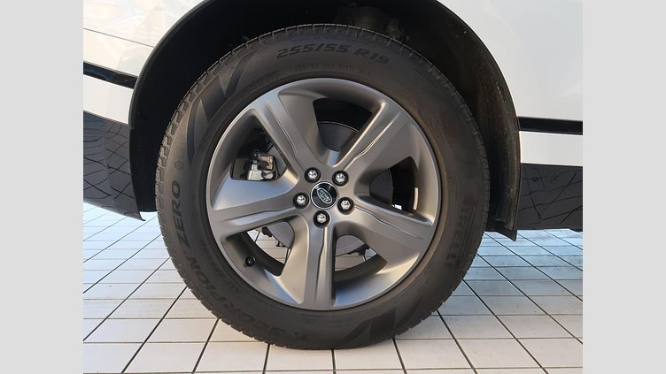 2021 認定中古車 Land Rover Range Rover Velar ユーロンホワイト D200 AWD（オートマチック） MHEV R-DYNAMIC S