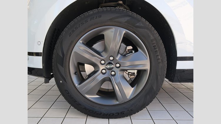 2021 認定中古車 Land Rover Range Rover Velar ユーロンホワイト D200 AWD（オートマチック） MHEV R-DYNAMIC S