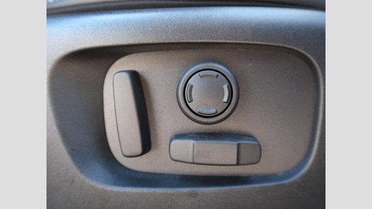 2021 認定中古車 Land Rover Range Rover Velar ユーロンホワイト D200 AWD（オートマチック） MHEV R-DYNAMIC S