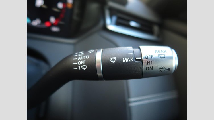 2021 認定中古車 Land Rover Range Rover Velar ユーロンホワイト D200 AWD（オートマチック） MHEV R-DYNAMIC S