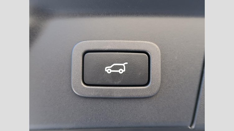 2021 認定中古車 Land Rover Range Rover Velar ユーロンホワイト D200 AWD（オートマチック） MHEV R-DYNAMIC S