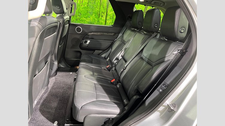 2017 認定中古車 Land Rover Discovery Indus Silver 3.0 litre V6 Supercharged Petrol HSE