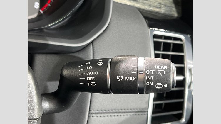 2017 認定中古車 Land Rover Discovery Indus Silver 3.0 litre V6 Supercharged Petrol HSE