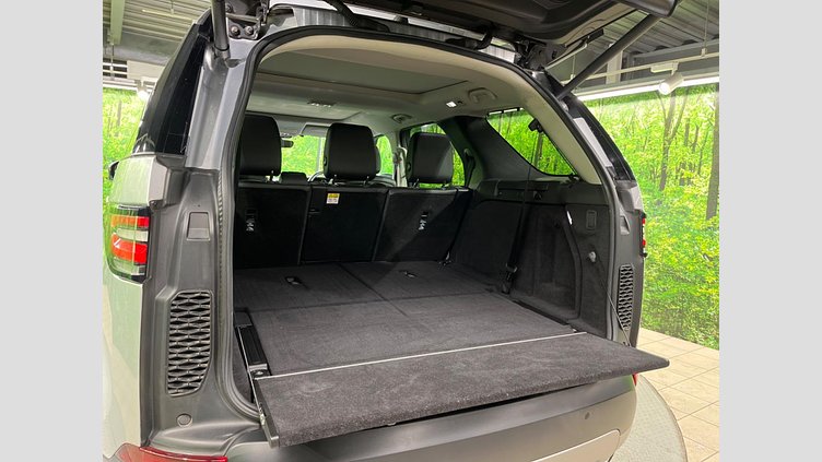 2017 認定中古車 Land Rover Discovery Indus Silver 3.0 litre V6 Supercharged Petrol HSE