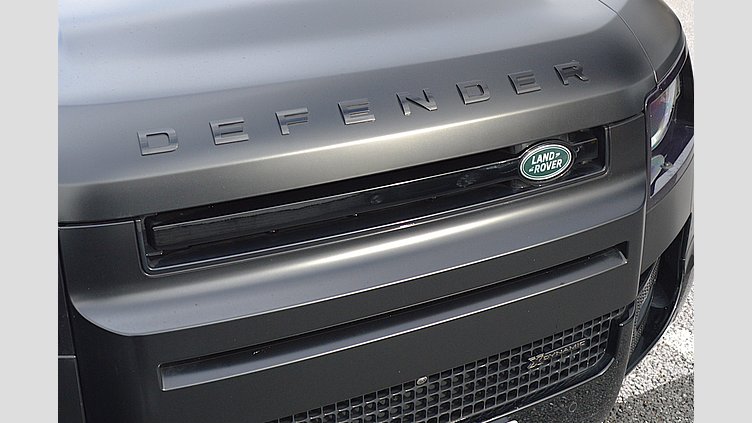 2023 認定中古車 Land Rover Defender 110 Santorini Black D300 AWD（AT） X-DYNAMIC SE