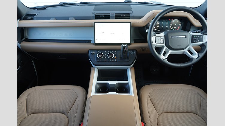 2024 認定中古車 Land Rover Defender 110 フジホワイト D350 ディーゼルマイルドハイブリッド X-Dynamic HSE