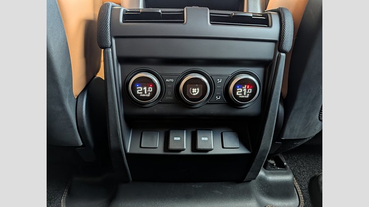 2023 認定中古車 Land Rover Defender 110 カルパチアングレイ P525 AWD (AT) V8 CARPATHIAN EDITION