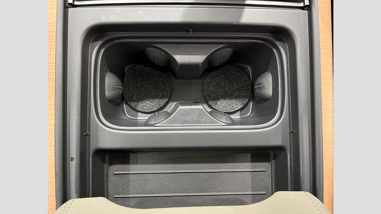 2023 認定中古車 Land Rover Defender 110 フジホワイト D300 AWD（AT） S