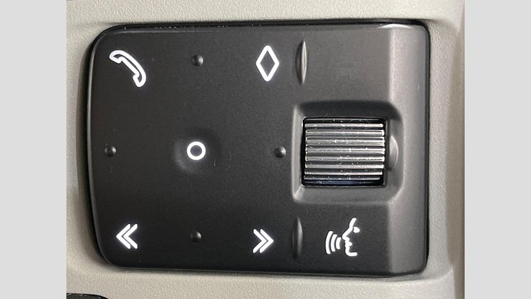 2023 認定中古車 Land Rover Defender 110 フジホワイト D300 AWD（AT） S