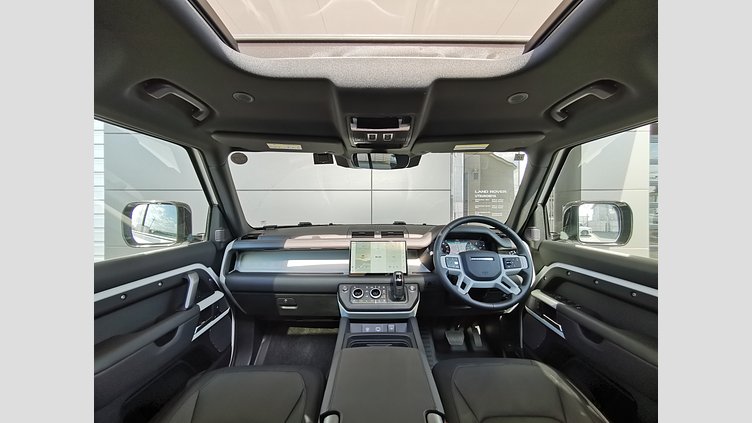 2023 認定中古車 Land Rover Defender 110 フジホワイト D300 AWD（AT） X-DYNAMIC HSE