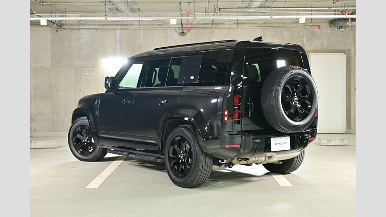 2023 認定中古車 Land Rover Defender 110 サントリーニブラック D300 AWD（AT） X-DYNAMIC SE