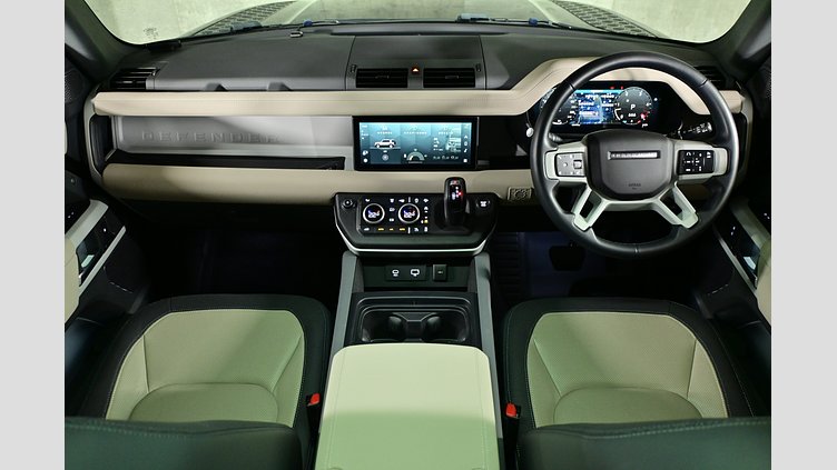 2023 認定中古車 Land Rover Defender 110 サントリーニブラック D300 AWD（AT） X-DYNAMIC SE