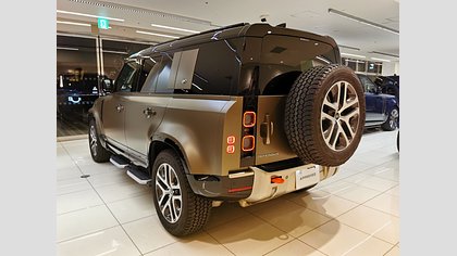 Defender 110 1