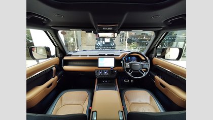 Defender 110 3
