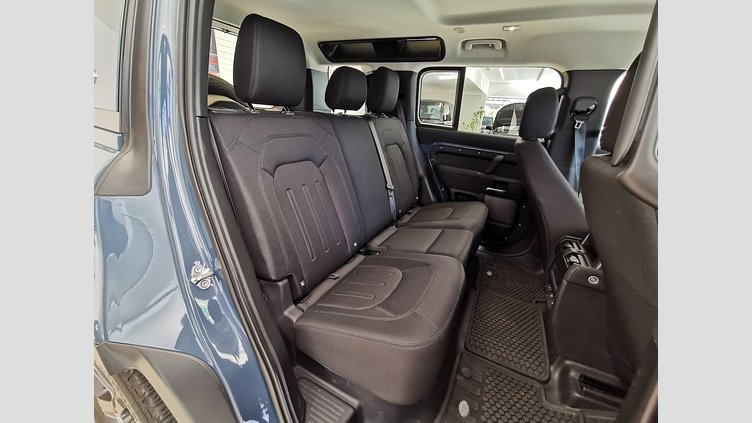 2021 認定中古車 Land Rover Defender 110 タスマンブルー P300 AWD（AT） 110