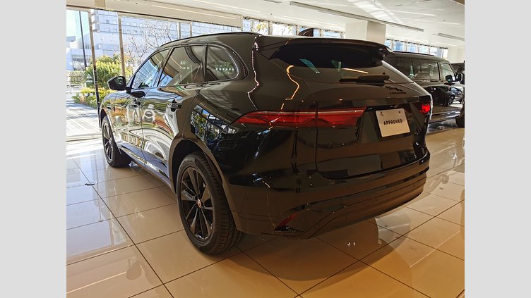 2022 認定中古車 Jaguar F-Pace サントリーニブラック P250 AWD（オートマチック） R-DYNAMIC BLACK