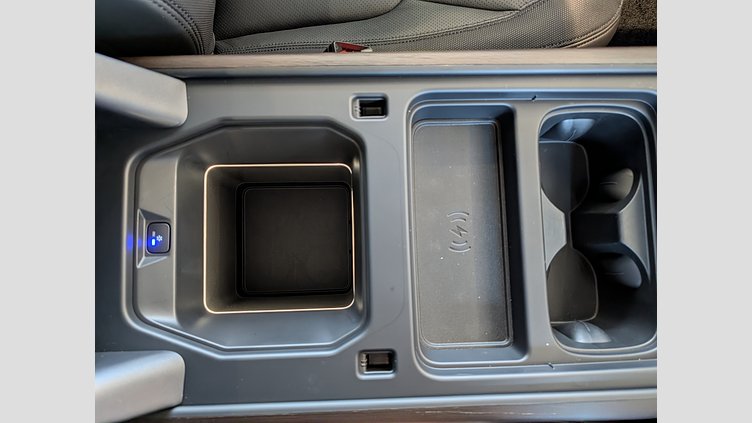 2024 認定中古車 Land Rover Defender 90 カルパチアングレイ D300 AWD（AT） X-DYNAMIC HSE