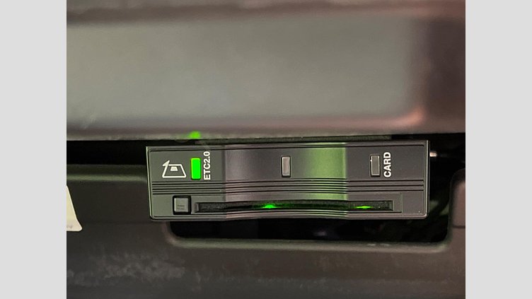 2021 認定中古車 Land Rover Discovery Sport バイロンブルー P200 AWD（オートマチック） SE