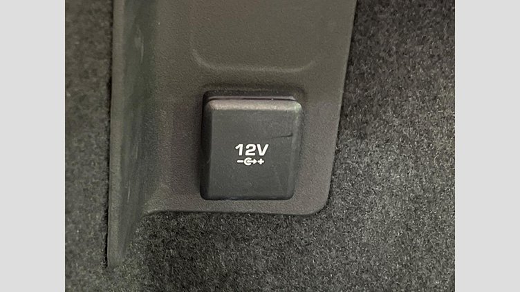 2018 認定中古車 Jaguar E-Pace サントリーニブラック P200 オートマチック全輪駆動 HSE