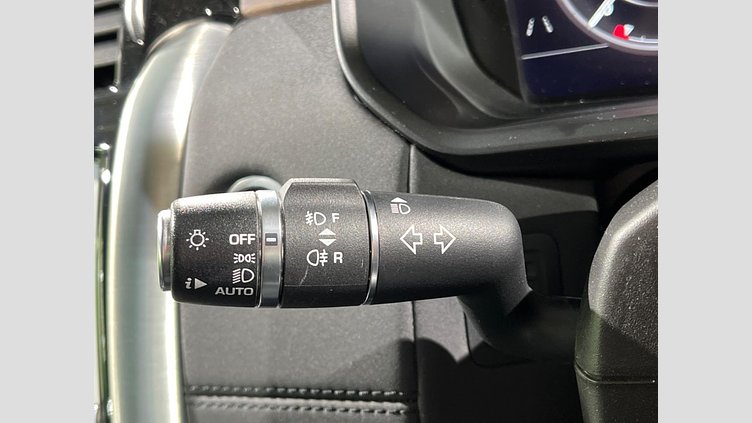 2018 認定中古車 Land Rover Discovery Santorini Black 3.0 V6 Dsl Mono Turbo Std Flow HSE