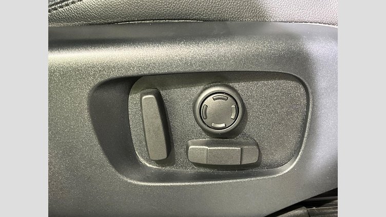 2018 認定中古車 Land Rover Discovery Santorini Black 3.0 V6 Dsl Mono Turbo Std Flow HSE