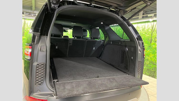 2018 認定中古車 Land Rover Discovery Santorini Black 3.0 V6 Dsl Mono Turbo Std Flow HSE