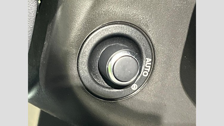 2018 認定中古車 Land Rover Discovery Santorini Black 3.0 V6 Dsl Mono Turbo Std Flow HSE