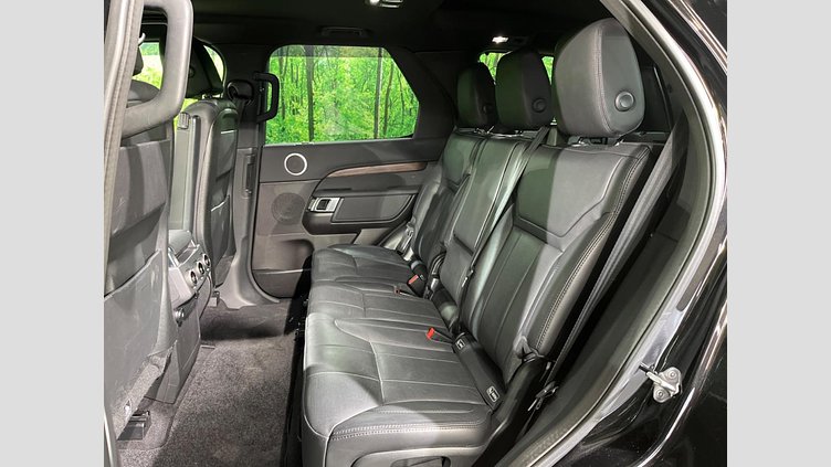 2018 認定中古車 Land Rover Discovery Santorini Black 3.0 V6 Dsl Mono Turbo Std Flow HSE