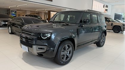 Defender 110 17