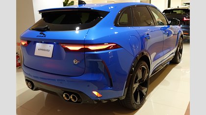 F-Pace 11