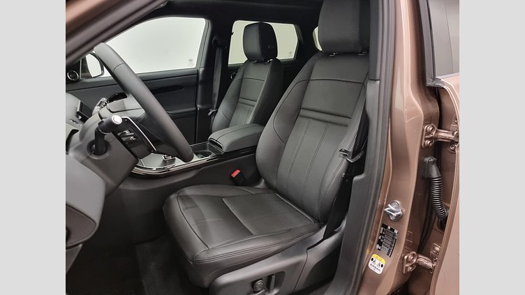 2025 Rabljena vozila Land Rover Range Rover Evoque Corinthian Bronze D165 AWD AUTOMATIC MHEV DYNAMIC SE 