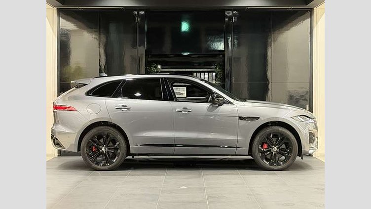 2024 認定中古車 Jaguar F-Pace アイガーグレイ P400e ガソリン プラグインハイブリッド R-DYNAMIC HSE