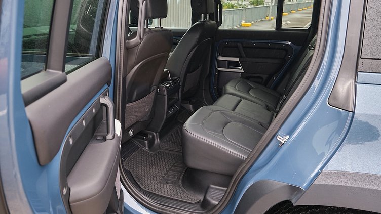 2024 Approved Land Rover Defender 110 Tasman Blue 110 D300 SE