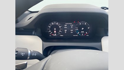 Discovery Sport 9