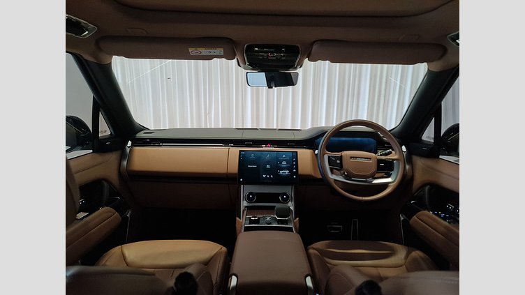 2023 Approved Land Rover Range Rover Ostuni Pearl White AWD 530PS LWB SE 