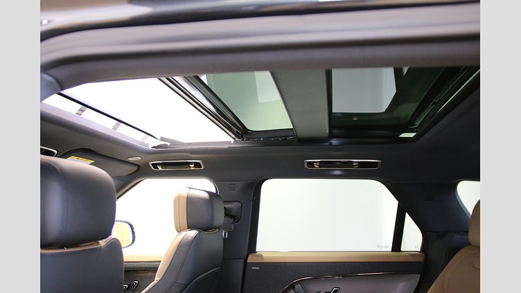 2023 認定中古車 Land Rover Range Rover Sport カルパチアングレイ 3.0リッター6気筒300PSターボチャージドディーゼルMHEV（オートマチック） DYNAMIC SE