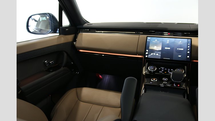 2023 認定中古車 Land Rover Range Rover Sport カルパチアングレイ 3.0リッター6気筒300PSターボチャージドディーゼルMHEV（オートマチック） DYNAMIC SE