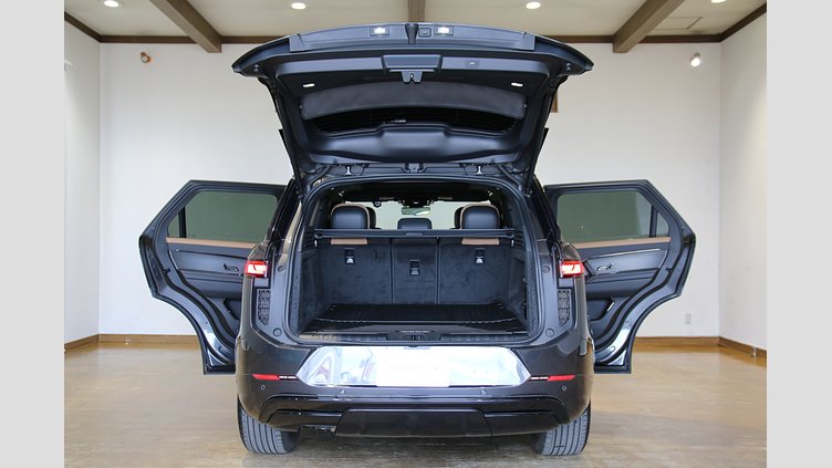 2023 認定中古車 Land Rover Range Rover Sport カルパチアングレイ 3.0リッター6気筒300PSターボチャージドディーゼルMHEV（オートマチック） DYNAMIC SE