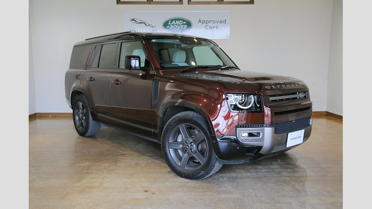 2024 認定中古車 Land Rover Defender 130 セドナレッド D350 ディーゼルマイルドハイブリッド X-Dynamic SE