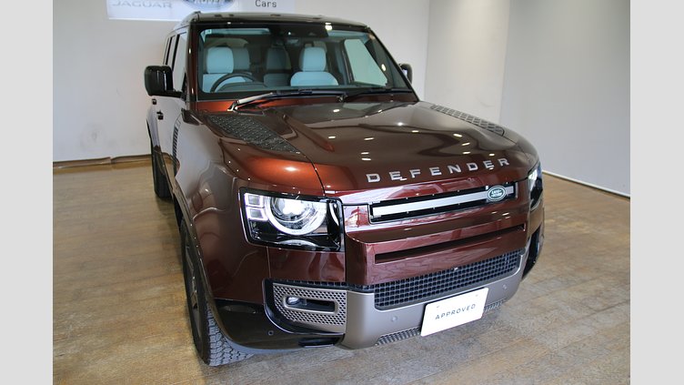 2024 認定中古車 Land Rover Defender 130 セドナレッド D350 ディーゼルマイルドハイブリッド X-Dynamic SE