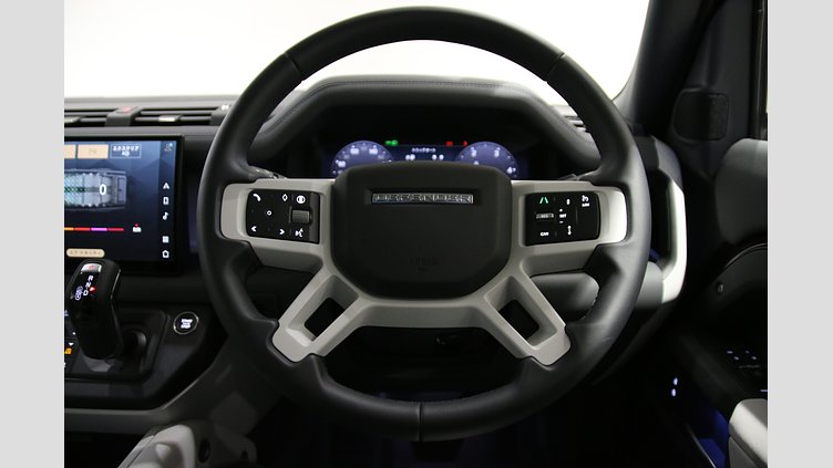 2024 認定中古車 Land Rover Defender 130 セドナレッド D350 ディーゼルマイルドハイブリッド X-Dynamic SE