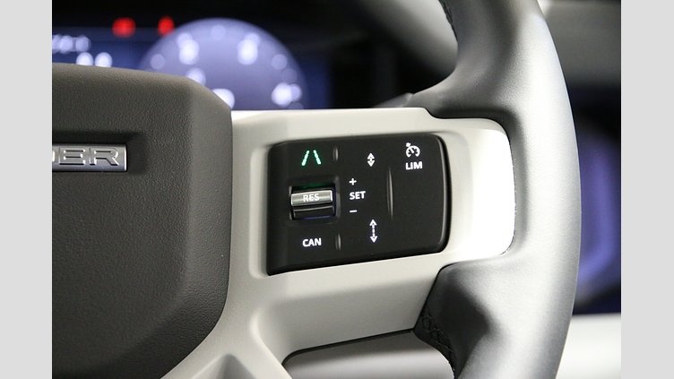 2024 認定中古車 Land Rover Defender 130 セドナレッド D350 ディーゼルマイルドハイブリッド X-Dynamic SE