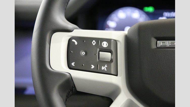 2024 認定中古車 Land Rover Defender 130 セドナレッド D350 ディーゼルマイルドハイブリッド X-Dynamic SE