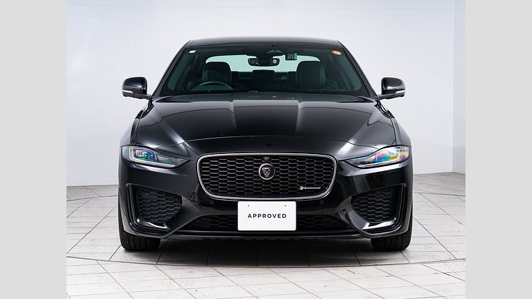 2021 認定中古車 Jaguar XE サントリーニブラック D200 AWD（オートマチック）MHEV R-DYNAMIC S　D200　AWD