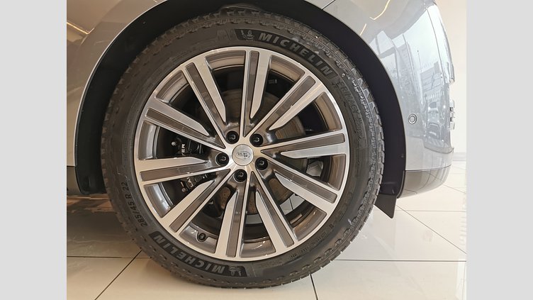 2024 認定中古車 Land Rover Range Rover アイガーグレイ P550 AWD PHEV（AT） スタンダードホイールベース Autobiography