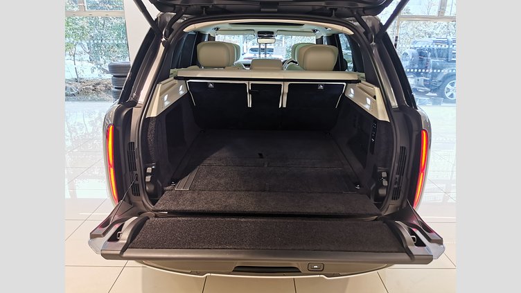 2024 認定中古車 Land Rover Range Rover アイガーグレイ P550 AWD PHEV（AT） スタンダードホイールベース Autobiography