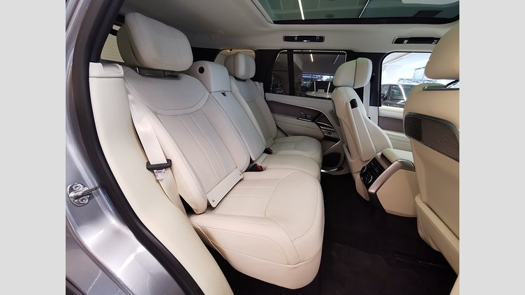 2024 認定中古車 Land Rover Range Rover アイガーグレイ P550 AWD PHEV（AT） スタンダードホイールベース Autobiography