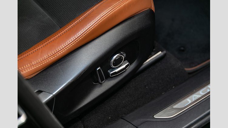 2021 Approved Jaguar F-Pace Yulong White P550 5.0L Supercharged V8 Petrol AWD AUTOMATIC SVR 5.0L S/C V8 21MY